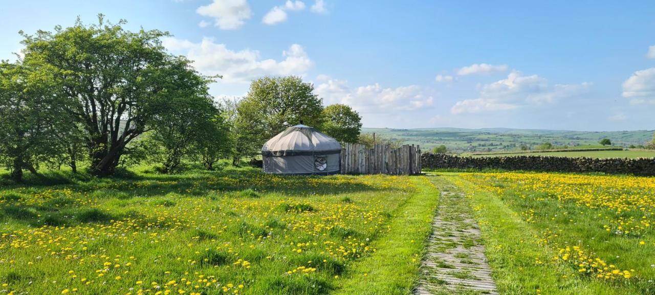 Secret Cloud House Holidays Luxury Yurts With Hot Tubs Cauldon Luaran gambar